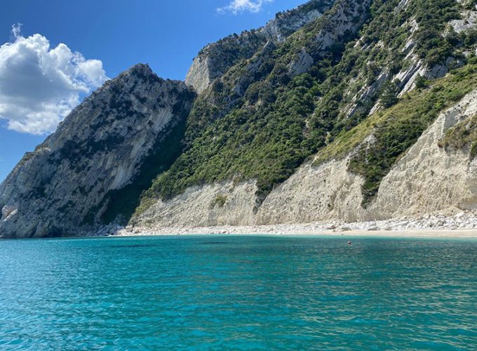 Gite in barca e attività nella Riviera del Conero